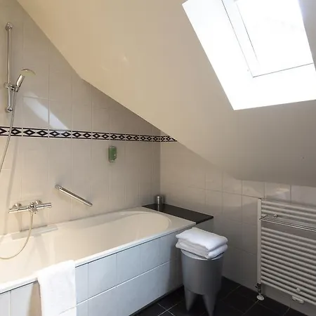 Sense Suites Hotell 's-Hertogenbosch (Den Bosch)