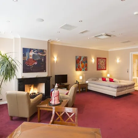 Sense Suites 3* 's-Hertogenbosch (Den Bosch)