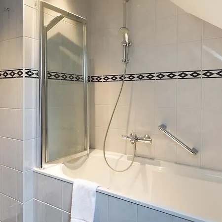 Hotell Sense Suites