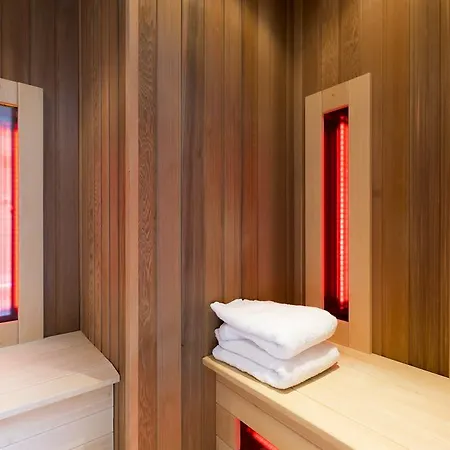 Hotell Sense Suites 3*